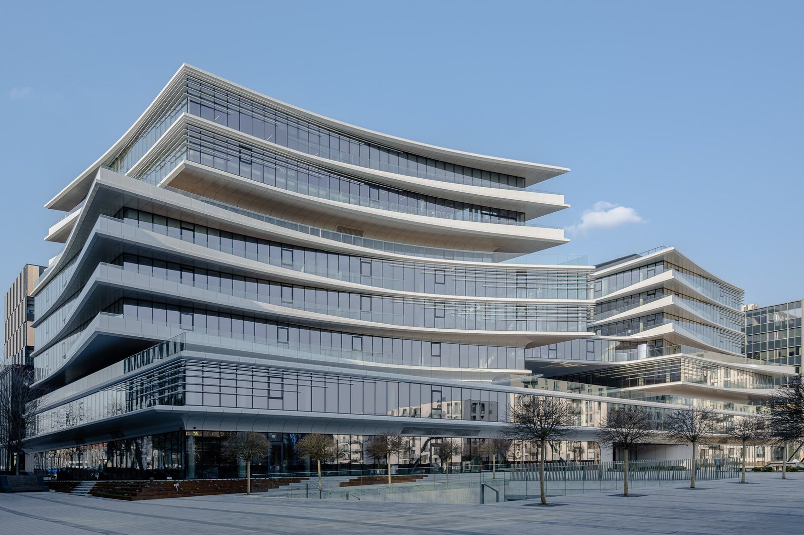 Business Stadium Central